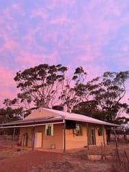 267 Long Street Moora WA 6510 - Image 2