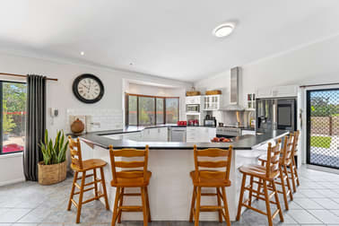 21992 Bruce Highway Glenorchy QLD 4650 - Image 2
