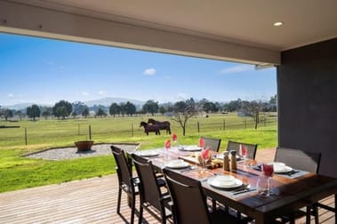 69 Dundas Court Mansfield VIC 3722 - Image 2
