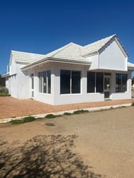 1 Woolgar Avenue Merredin WA 6415 - Image 1