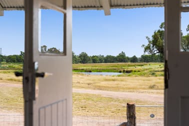 "Hutton Rest" 99 Seibel Lane Pratten QLD 4370 - Image 1