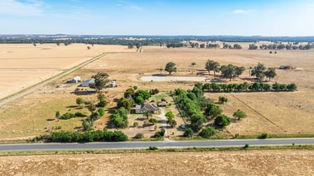 412 McPhersons Road Lilliput VIC 3682 - Image 2