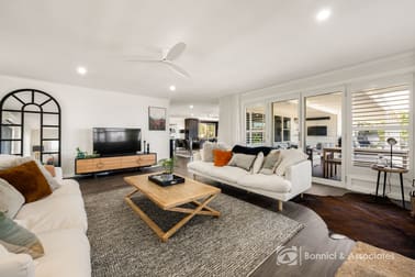 18 Ryan Road Beechworth VIC 3747 - Image 3
