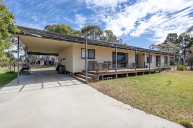 1202 Winiam East Road Nhill VIC 3418 - Image 2