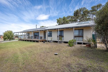 1202 Winiam East Road Nhill VIC 3418 - Image 3