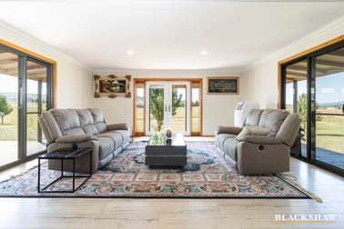 75 Finlay Place Burra NSW 2620 - Image 3