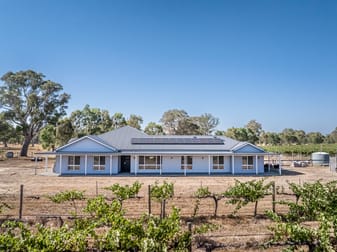 108 Dergholm Rd Penola SA 5277 - Image 2