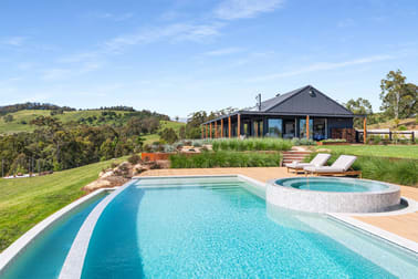 Click to view all images 92 Mount Minderoo Lane High Range NSW 2575 - Image 1