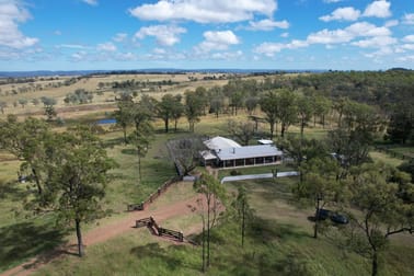 663 Cranks Avenue Monto QLD 4630 - Image 1