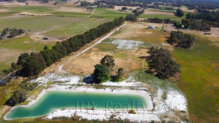 12 Gardiner Road Cowaramup WA 6284 - Image 2