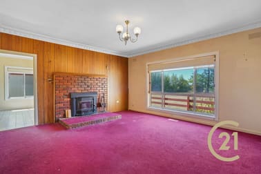 3 Knox Road Romsey VIC 3434 - Image 3