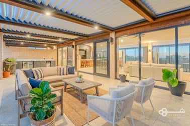 Click to view all images 193 Pelican Point Road Pelican Point SA 5291 - Image 3