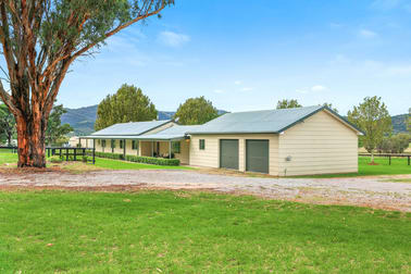 73 Porcupine Lane Tamworth NSW 2340 - Image 1