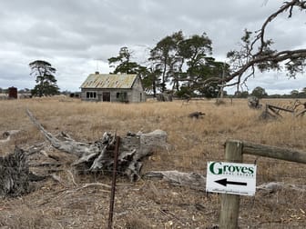 94 Mokanger Road Cavendish VIC 3314 - Image 3