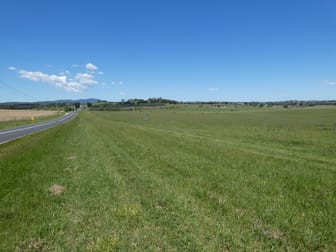 Click to view all images 21-23 Melba Highway Coldstream VIC 3770 - Image 2