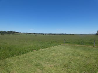 Click to view all images 21-23 Melba Highway Coldstream VIC 3770 - Image 3