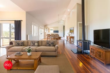 137 Leahys Lane Lake Bathurst NSW 2580 - Image 2