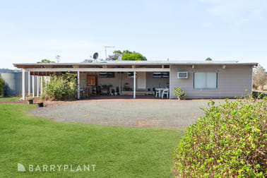 69-71 Simons Hill Road Darraweit Guim VIC 3756 - Image 3