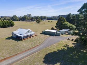 111 Cranneys Lane Trentham VIC 3458 - Image 1