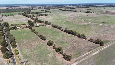 768 Queen Elizabeth Avenue Ambergate WA 6280 - Image 2