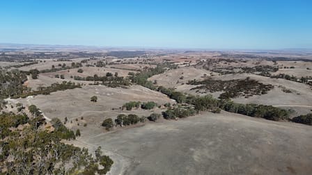 548 Mills Rd Beetaloo Valley SA 5523 - Image 2