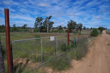 293 Highfield Lane Narrabri NSW 2390 - Image 1