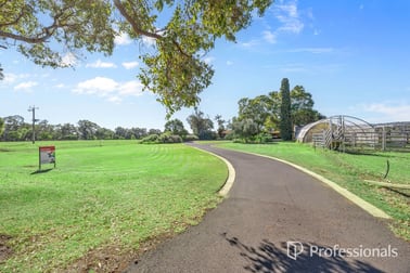 13 Shenton Road Burekup WA 6227 - Image 1