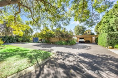 13 Shenton Road Burekup WA 6227 - Image 2