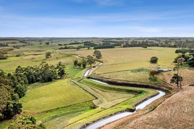 44 Wallaces Road Barwon Downs VIC 3243 - Image 2