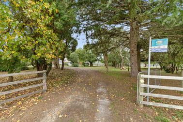 44 Wallaces Road Barwon Downs VIC 3243 - Image 3