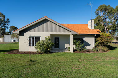 16 Hills Road Pranjip VIC 3666 - Image 2