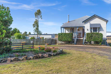 200 Toowoomba Road Pittsworth QLD 4356 - Image 1