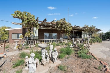 45 Cassia Road Leeton NSW 2705 - Image 2