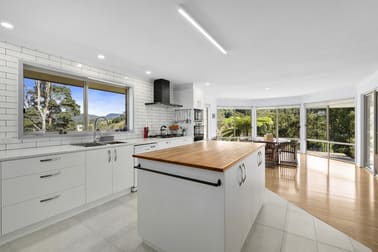 Click to view all images 291 Upper Crystal Creek Road Crystal Creek NSW 2484 - Image 3
