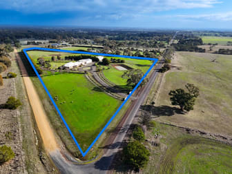 244 Beveridges Road Hamilton VIC 3300 - Image 2