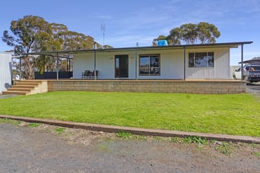 32 Rose Lane West Wyalong NSW 2671 - Image 1