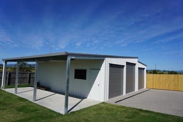 Home & Garden  business for sale in Glenella - Image 1