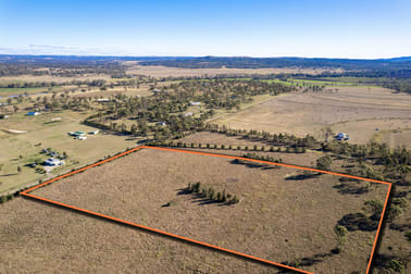 5/ Duff Road Bony Mountain QLD 4370 - Image 1