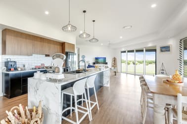775 Burnett Heads Road Rubyanna QLD 4670 - Image 2
