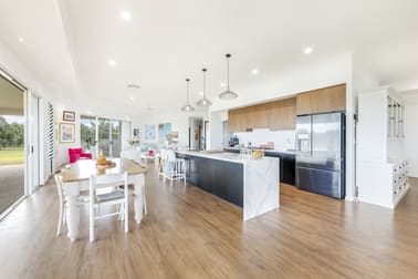 775 Burnett Heads Road Rubyanna QLD 4670 - Image 3