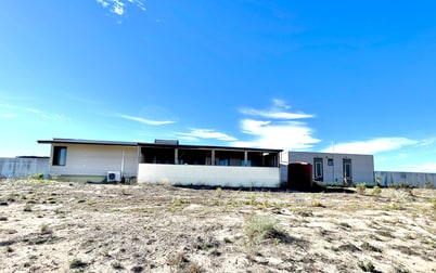 207 Hastings Road Ceduna SA 5690 - Image 1