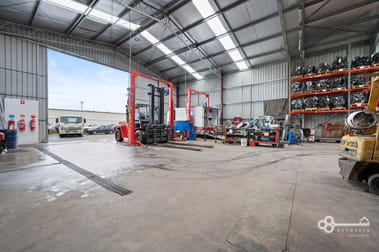 12b Wireless Road East Mount Gambier SA 5290 - Image 3