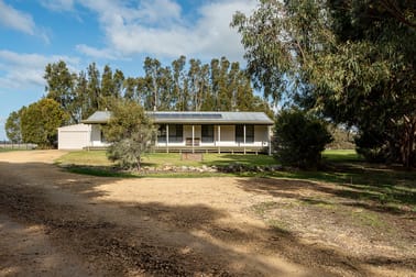 167 Lucindale Road Naracoorte SA 5271 - Image 1