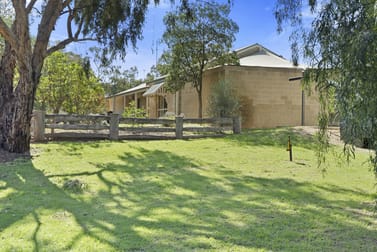 Click to view all images 4-20 Moama Street Mathoura NSW 2710 - Image 2