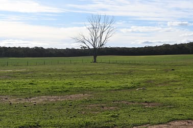 CA, 79 Woolshed Flat Road Woolshed Flat VIC 3518 - Image 2