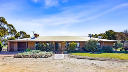 . 'Dulbelling Farms' Quairading WA 6383 - Image 1