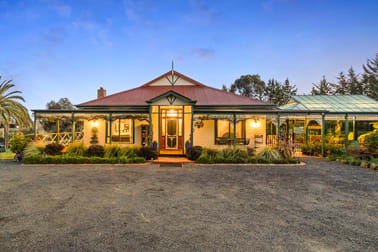 140 Palmer Road Sunbury VIC 3429 - Image 2