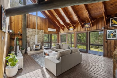 32 Tangara Road Advancetown QLD 4211 - Image 1