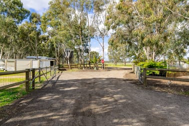146 Young Road Baldivis WA 6171 - Image 2