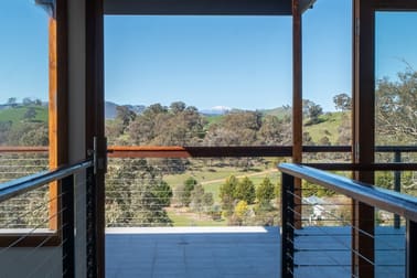 Click to view all images 31 Johanna Rise Howes Creek VIC 3723 - Image 3